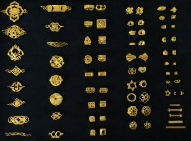 Direct Sowing Room Self down Single Link 24K Artisanal Gold Chisel Carved Septutor FLOWER HOLDER GOLD PIPE BRACELET ACCESSORIES