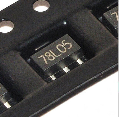 SMD voltage regulator 78L05 SOT-89 5V output three-terminal regulator triode 