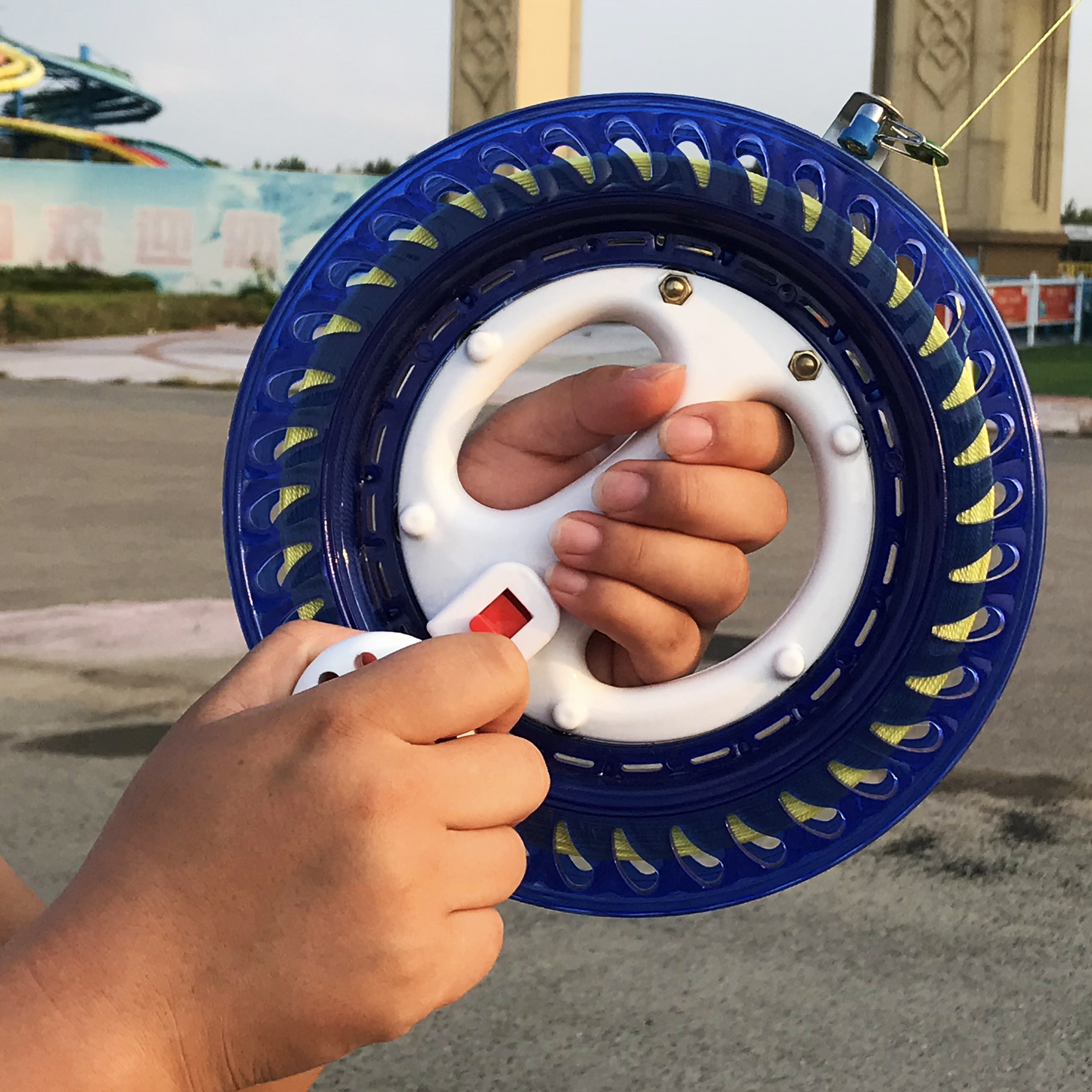 High grade children kite wire wheel kite wheel hand grip wheel release fly wheel crystal bearing silent hand cranked bobbin reel