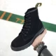 Martin khởi động của nam giới booties trong mùa hè giúp khởi động của nam giới cao giúp dụng cụ khởi động mùa thu Anh Martin giày nam màu đen giầy da nam cao cổ