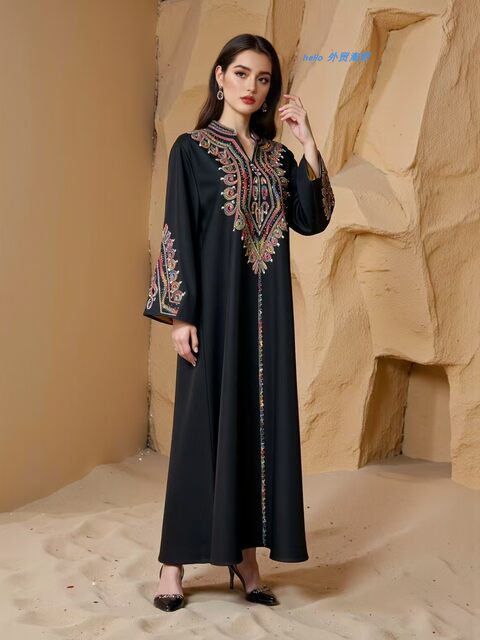 New Middle Eastern Dubai Women's Long Dress with Rope Embroidery Robe Dress