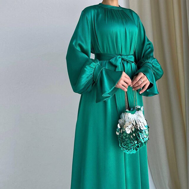 Dubai Elegant Satin Lantern Sleeve Lace-Up Dress