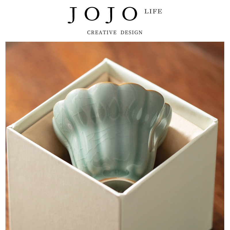 Jojo's L. Pd. Ziquanjian. Tianqing Ge Kiln Buddha Hand Cup with Crackle Glaze, Household Master Tea Cup |   Jade Flute