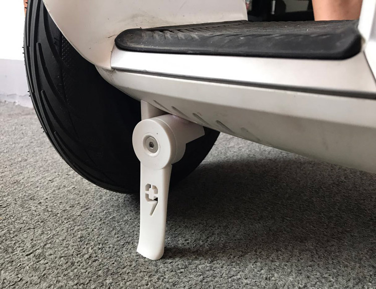Millet xe thứ 9 cân bằng cộng với chân nhôm hỗ trợ chân đỗ xe chất béo chín chân đá tại chỗ - Smart Scooter xe điện cân bằng cũ
