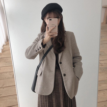 2020 new autumn and winter Hepburn wind wool coat womens coat short small temperament Korean version of the popular