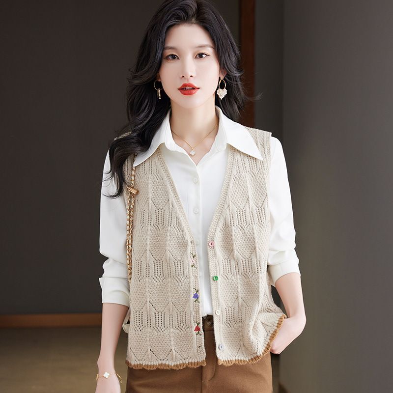 Vintage V-Neck Embroidered Knitted Vest for Women, Sleeveless Hollow Cardigan, New Autumn Slim-Fit Waistcoat Jacket, Trendy
