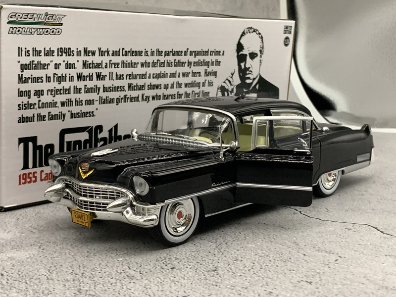 1/24 Green Light 1955 Cadillac Godfather Wood 60 Alloy Car Model 1/24 Green Light 1955 Cadillac Godfather Wood 60 Alloy Car Model