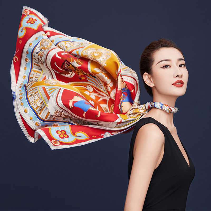 Shanghai Stories Forbidden City Palace Palace Palace Culture Joint Special Cabinet Real Silk Generous Towel Spring Autumn New High-end Gift