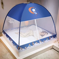 Пылезащитный колпачок — космонавт