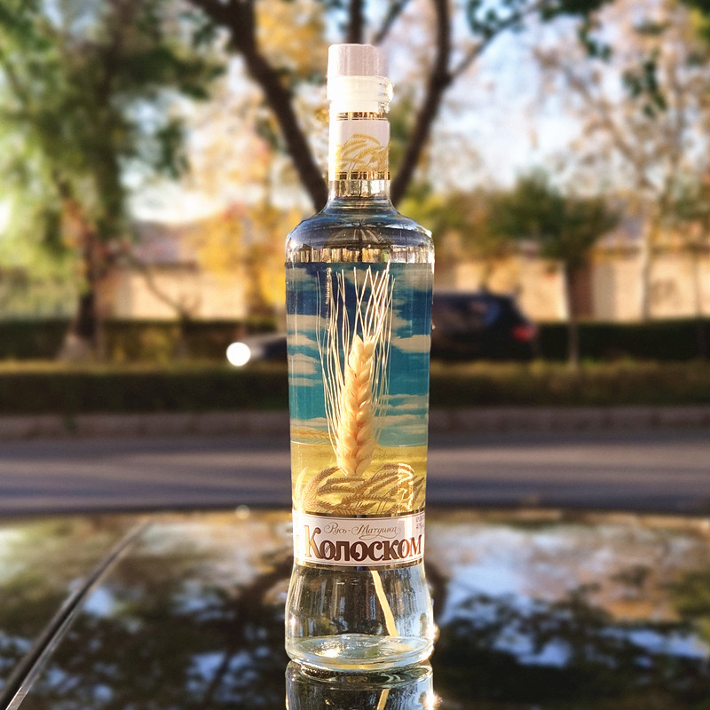Imported Russian golden wheat spike vodka 500ml 40 degrees Courtesy Foreign Wine Cocktail Kilo Wine Bar Nightclub