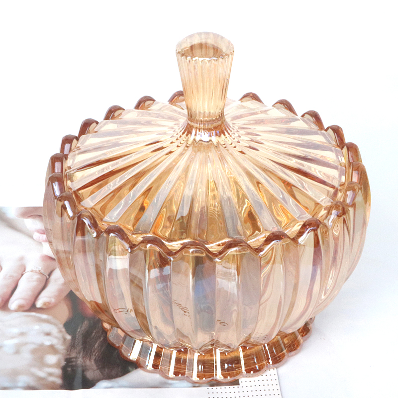 Creative European crystal glass candy jar with lid Fruit plate Sugar tank Dry fruit basin Household living room ins wind net red