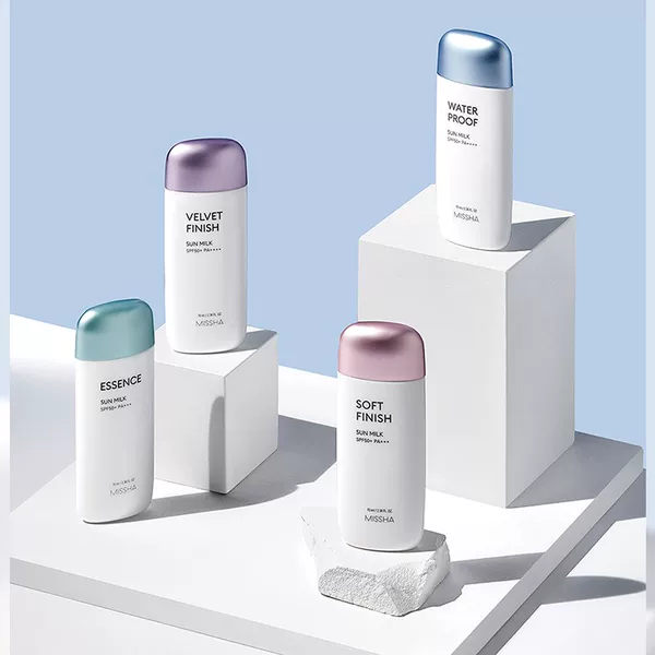 Товары от 合家韩国原装化妆品店