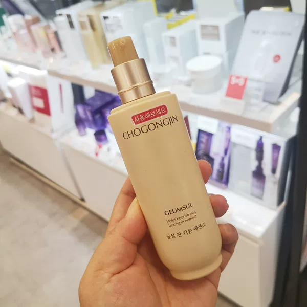 Товары от 合家韩国原装化妆品店