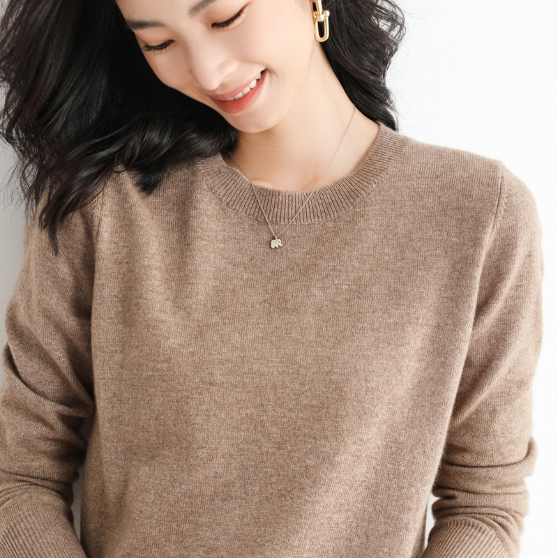 Off-Season Clearance 100% Autumn and Winter Regular Shoulder Round Neck Sweater for Women, Soft and Cozy Knit Base Layer, Loose Fit, Thin Sweater Off-Season Clearance 100% Autumn and Winter Regular Shoulder Round Neck Sweater for Women, Soft and Cozy Knit Base Layer, Loose Fit, Thin Sweater