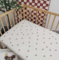 Вязаная хлопковая красная вишня