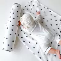 60 белых точек в хлопковом хлопке