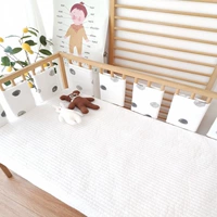 Чистая белая кровать