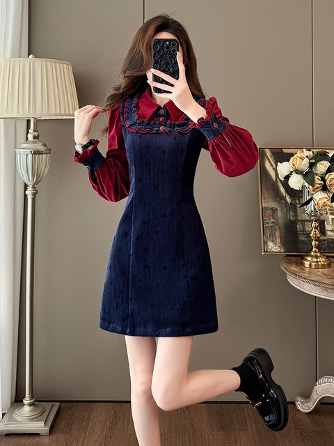 French Retro Long-Sleeved Waist-Cinching Dress for Women, Rich Lady Style, Elegant and Luxurious, Age-Reducing, Chic and Stylish Little Chanel-Style Dress