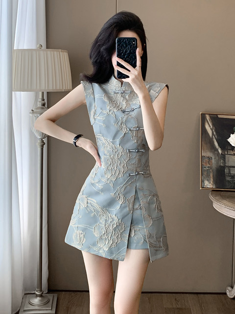 Summer Fashion Sleeveless Retro Shorts Two-Piece Set for Petite Women, Elegant Lady Style, New Chinese Style National Style Suit