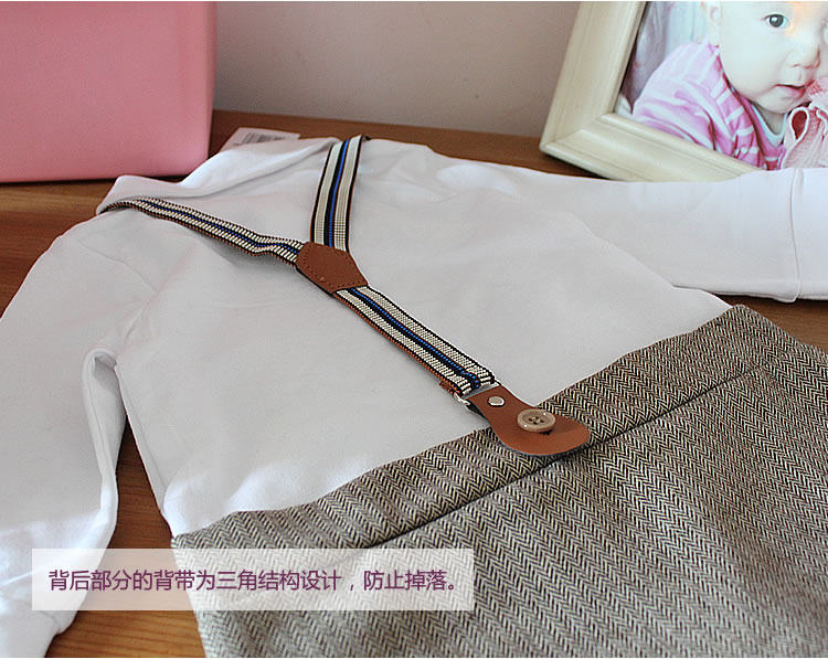 Coffret cadeau pour nouveau-né - Vêtements + Fournitures - Ref 1955783 Image 24