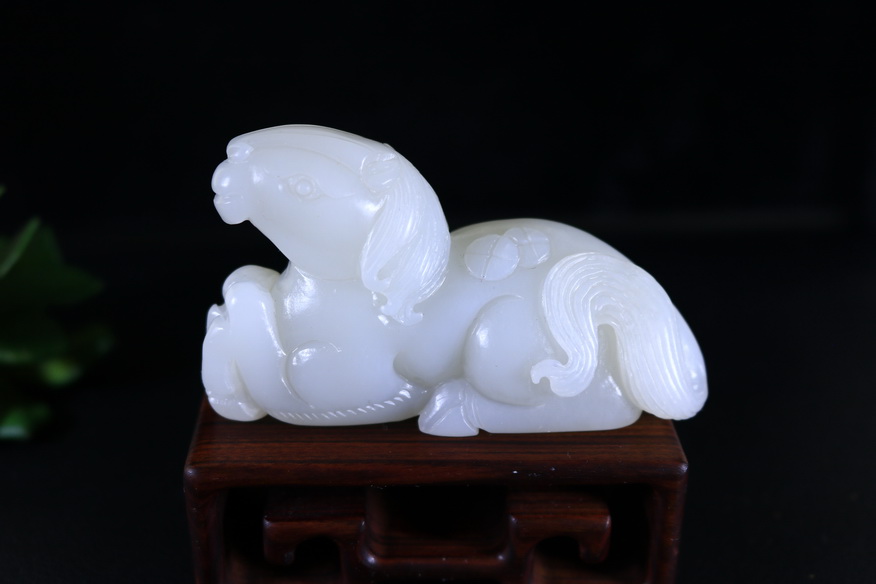 新疆和田玉羊脂玉马上发财摆件手把件男士吊坠