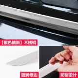 Применимо к 19-23 Новым Audi A6L Trunk Decorative Lips Измените хвостовую коробку яркую стержень и корпус задней панели