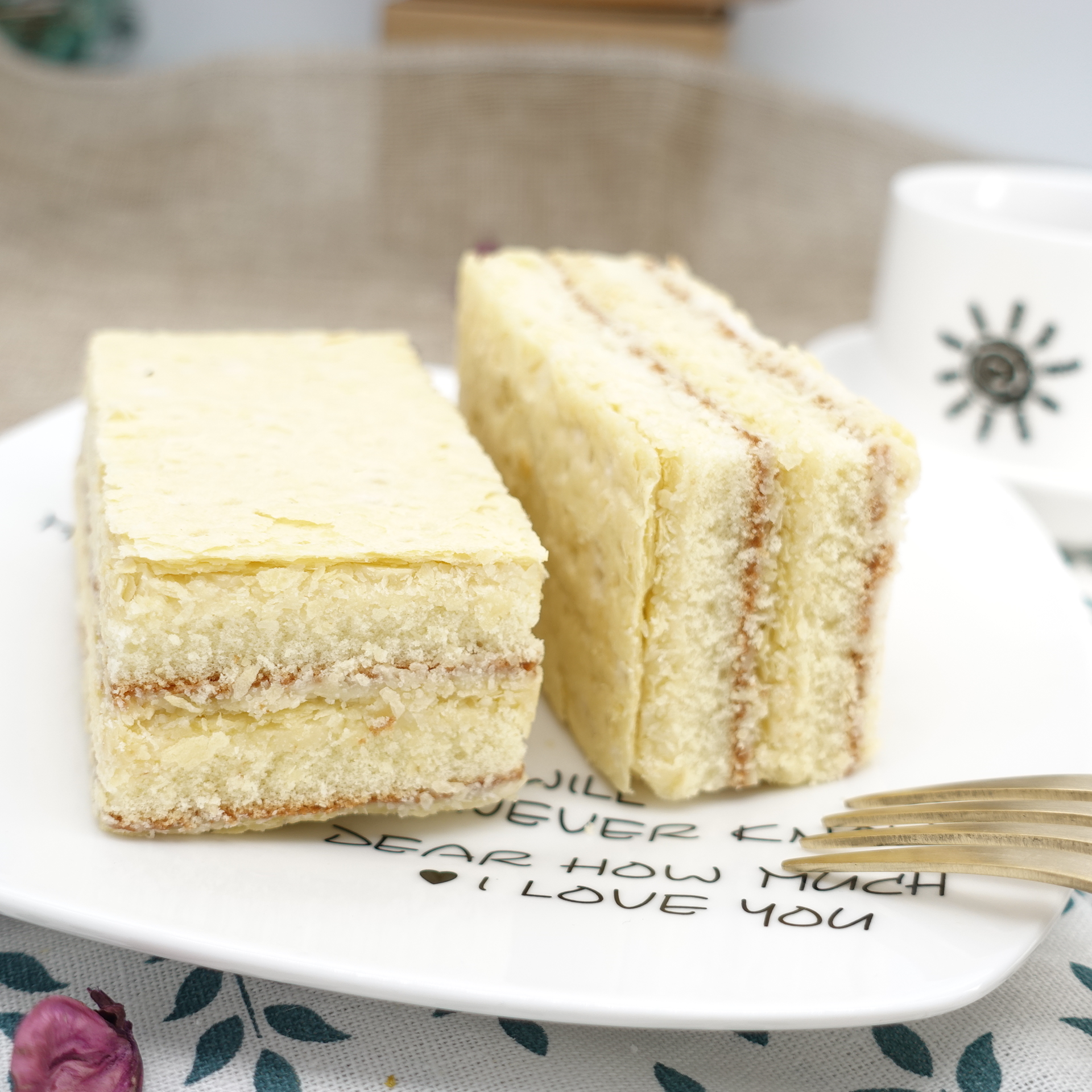 Napoleon Sanhe Beijing Daoxiang Village cake Beijing snacks Specialty Traditional pastries Breakfast food snacks Snacks