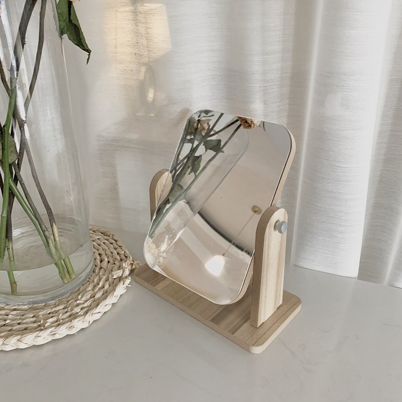 ins bed and breakfast style solid wood makeup mirror room dormitory desktop desktop makeup mirror Nordic simple wooden portable mirror