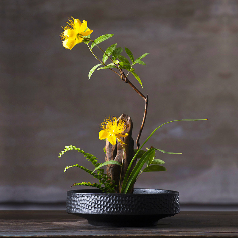 Sword Hill Flower Arrangement Small Original Flow Flower Aisle Vessel Chinese Style Day Style Ceramic Flower Pot Disc Zen retro floral material-Taobao