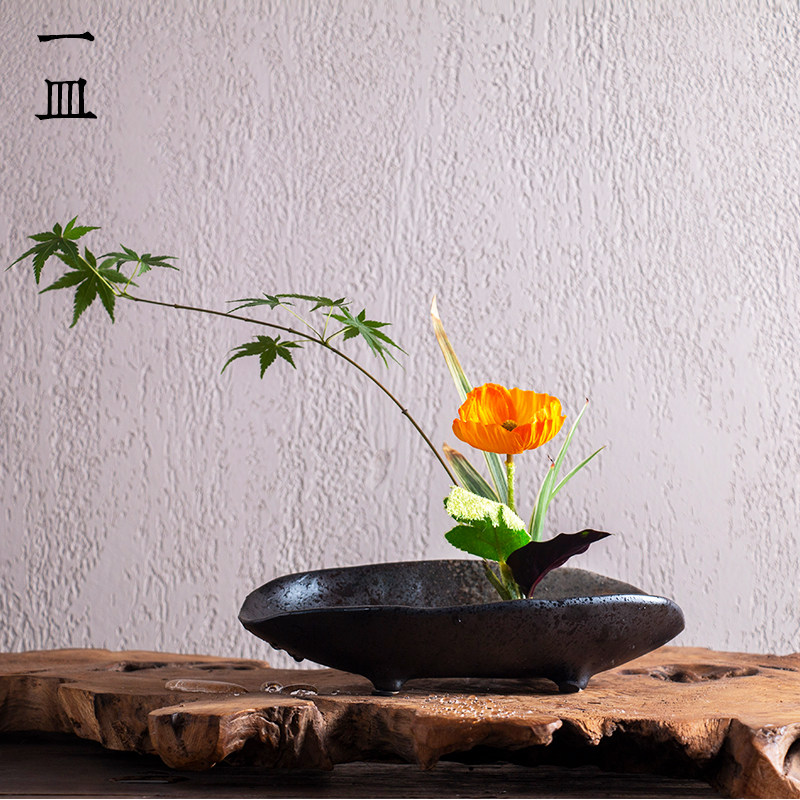 Jianshan flower arrangement rectangular flower arrangement vessel boat-shaped ceramic flower plate black plate Japanese-style small Chinese-style Zen dish