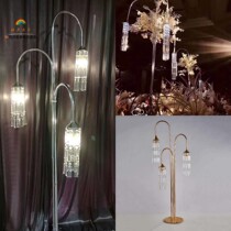 2020 New 3 Heads Crystal Beads Curtain Road Leading Wedding Celebration Prop Iron Art Gilded Crystal Acrylic Luminescent Lamp Pendulum