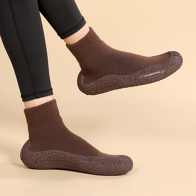 Goron Shark Silent Floor Shoes and Socks Set for Autumn and Winter, Thickened with Fleece for Warmth, Suitable for Elderly, Indoor Home Use, Non-Slip Soft Sole, Yoga
