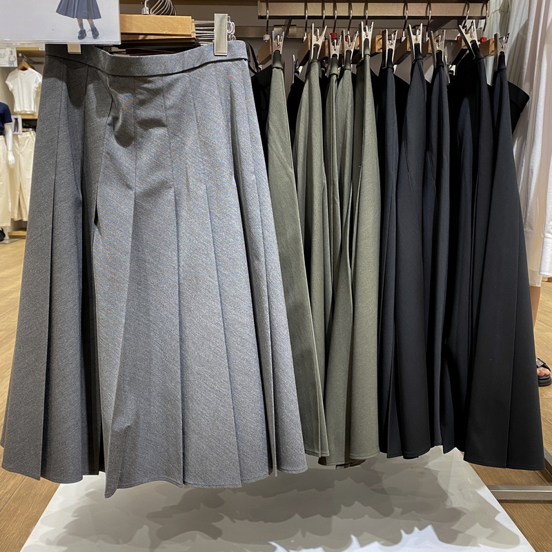 Women's Wide Pleated Midi Skirt/Universal Slimming Flared Skirt in College Style 488364/490693 Women's Wide Pleated Midi Skirt/Universal Slimming Flared Skirt in College Style 488364/490693