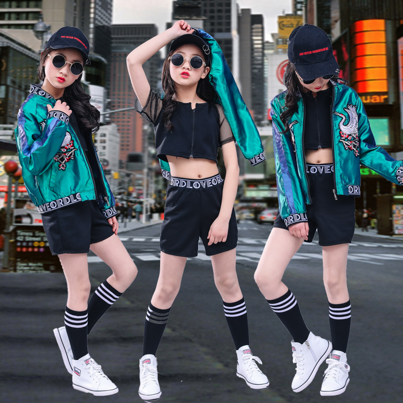 Children play out the new girl's bright sheet Loose Hip Hop Street Dance Suit Young jazz dance performance Dance Performance