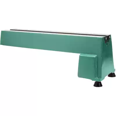 Extended bed body lengthened woodworking lathe