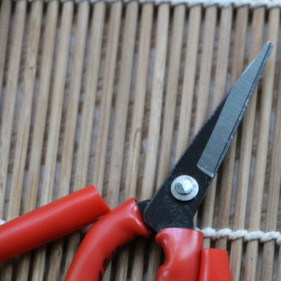 Маленькие ножницы из нержавеющей стали, острые прочные канцтовары