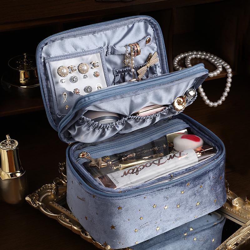 2021 New Makeup Pack with large capacity portable super - large super - fire travel jewelry cosmetics package bag