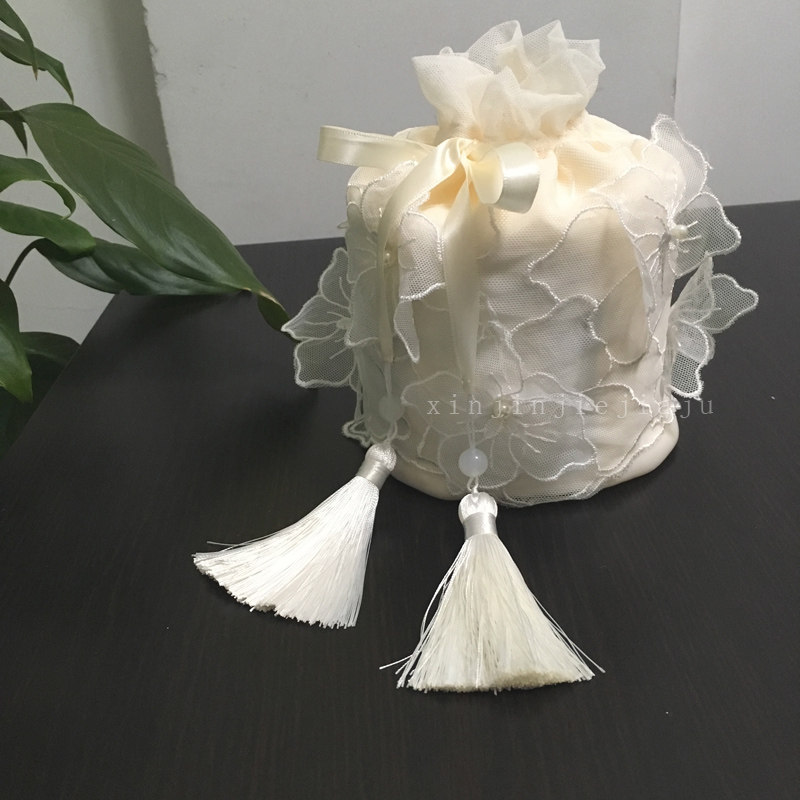 (New Net) Custom Three-Dimensional Flowers Hand-sewn Lace Bedroom Living Room Cylinder Roll Paper Towel Set