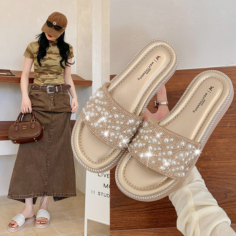 Fairy-Style Women's Summer Outerwear, Exquisite and Fashionable, Small Chanel-Style, Suitable for Wearing with Dresses, Jelly Flat Soft-Soled Maternity Pearl Slippers Fairy-Style Women's Summer Outerwear, Exquisite and Fashionable, Small Chanel-Style, Suitable for Wearing with Dresses, Jelly Flat Soft-Soled Maternity Pearl Slippers