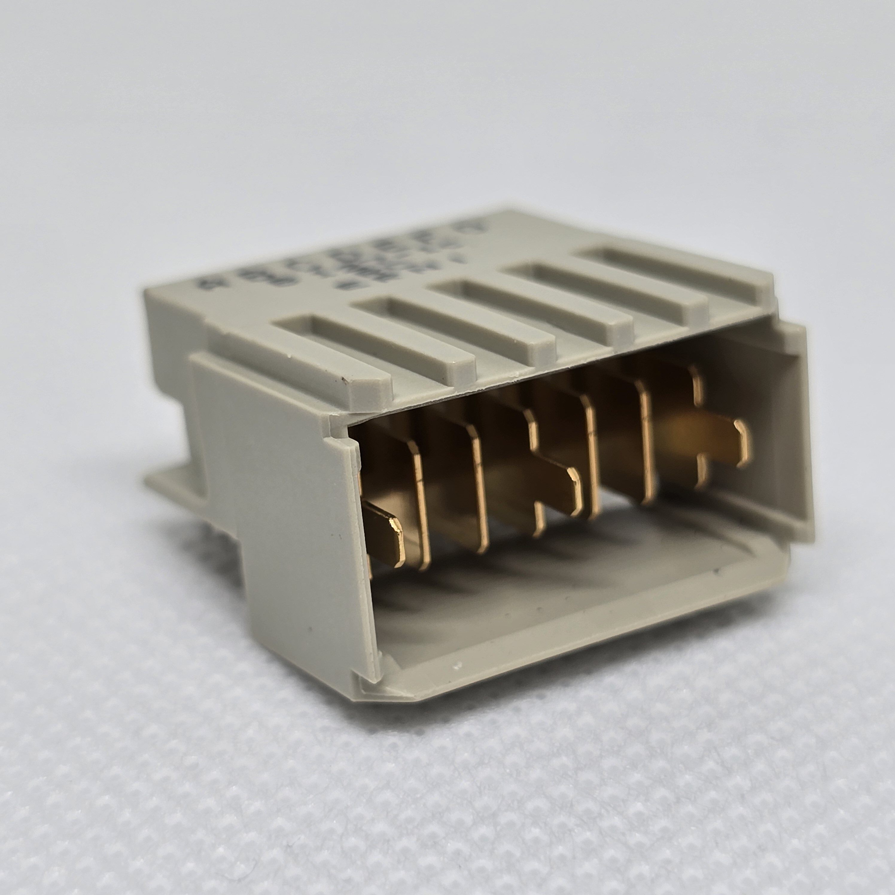 ERNI 254019 原装公头模块7针弯角端子接插件CPCIE背板2mm连接器-淘宝Taobao | 天猫Tmall