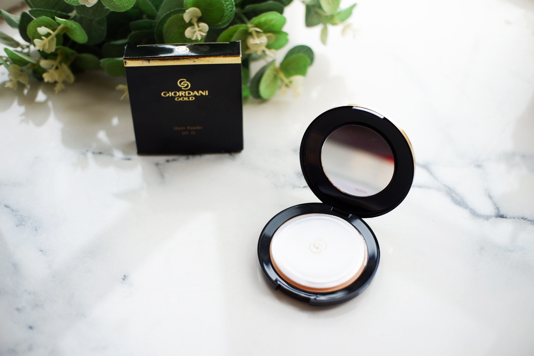 Kem dưỡng trắng vàng chính hãng của Oriflame để tự hào Dane Nisshin phấn phủ 9g trang điểm che khuyết điểm không có dầu dưỡng ẩm kiểm soát - Bột nén phấn phủ sulwhasoo