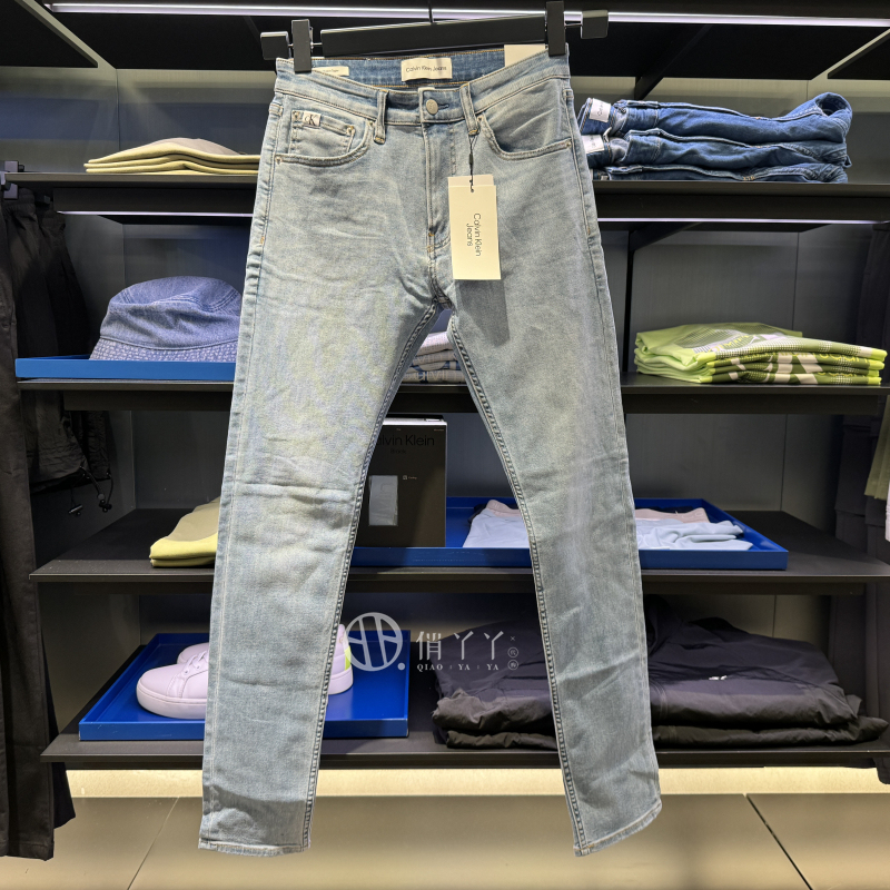Ck Jeans Domestic Purchasing Agent Men's Vintage Light Blue Stretch Tapered Jeans Authentic from the Store J326116 Ck Jeans Domestic Purchasing Agent Men's Vintage Light Blue Stretch Tapered Jeans Authentic from the Store J326116