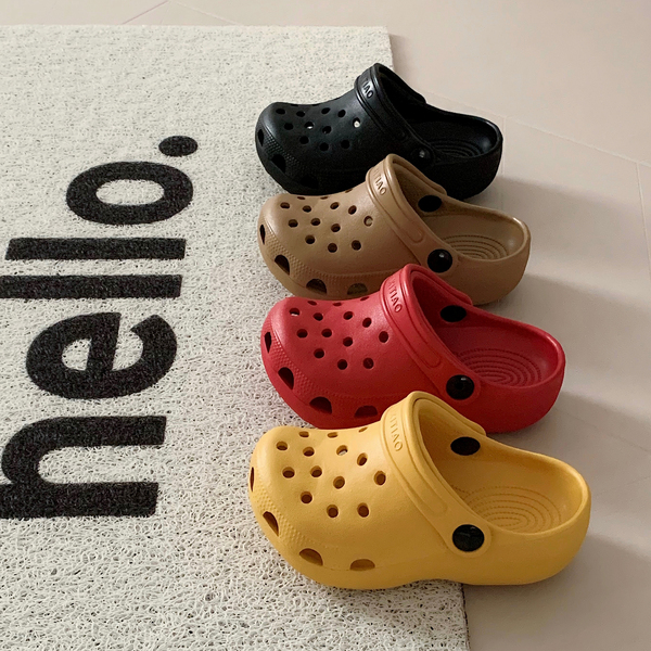 Thin Strap Children's Clogs Japanese Style Simple Boys' and Girls' Outdoor Beach Sandals Summer Parent-Child Closed-Toe Slippers — 2