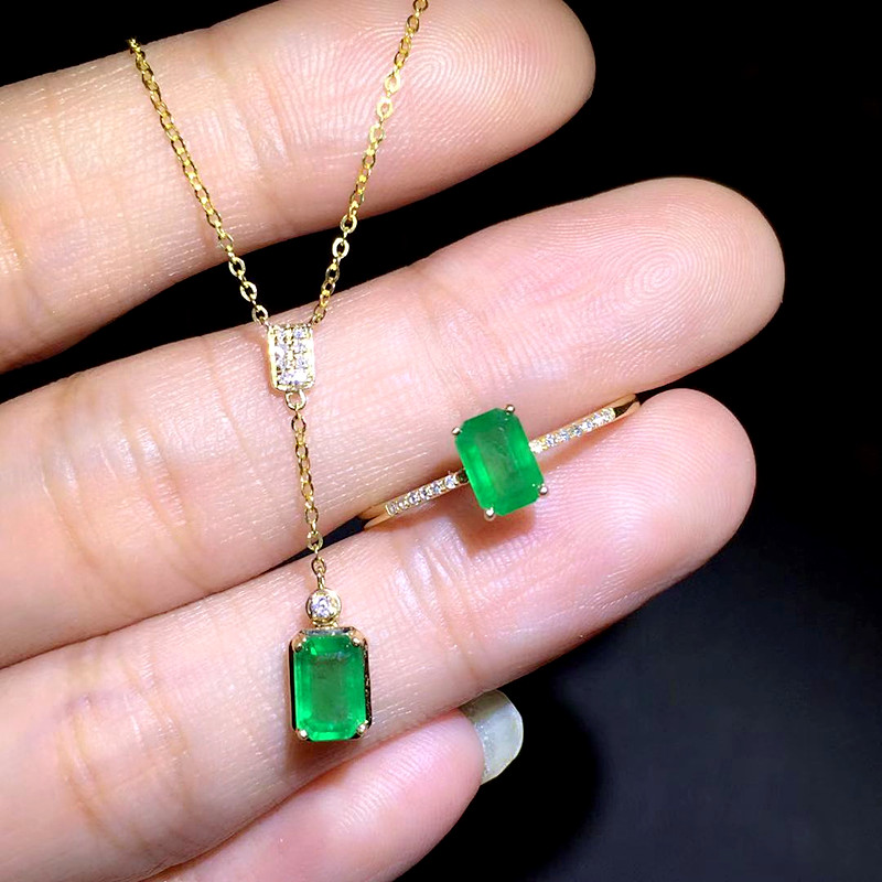 Natural Colombian emerald set 18K gold with diamond light luxury craft emerald ring pendant