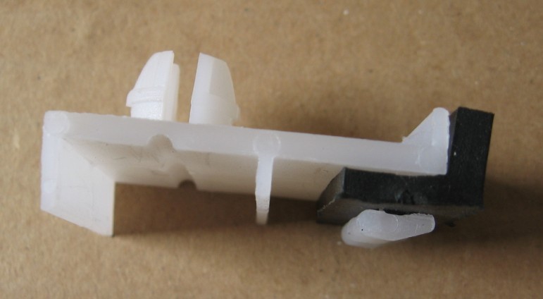 Jianghuai glass holder buckle plastic buckle car buckle