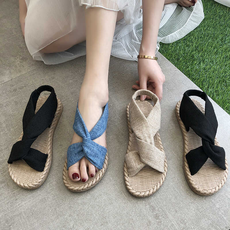 Flat-Soled Outdoor Sandals for Women 2025 Summer Versatile Fashionable Denim Slip-On Stylish Student Roman Shoes