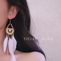 YUEJIAN Dawasam ~ Yunnan ethnic Bohemian Wind Feather Fairy Air Holiday Earrings Dish Ear Clip