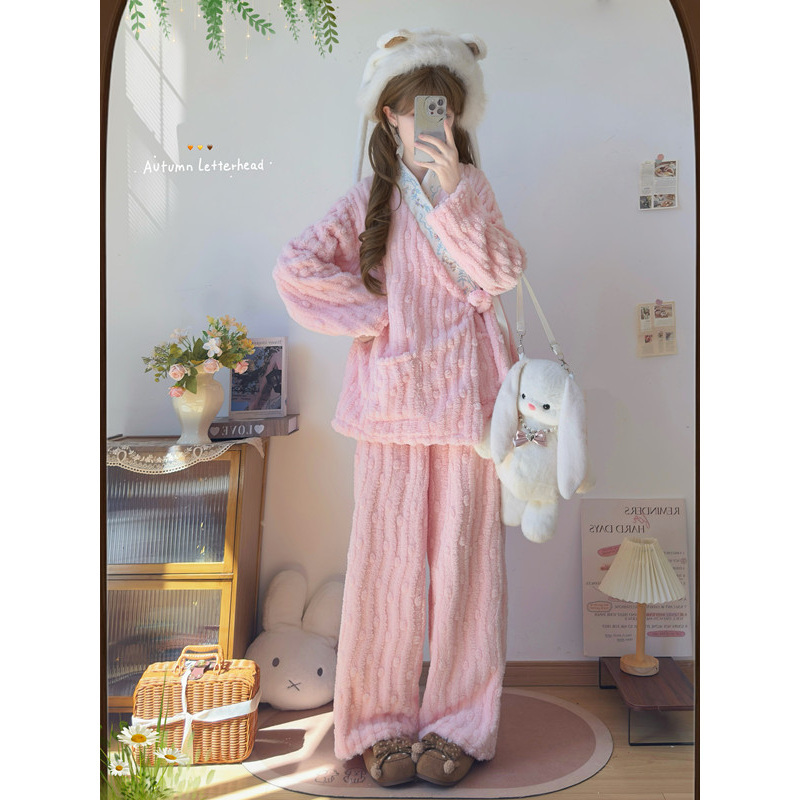 Floral Xizi Chinese-Style Loungewear, Comfortable and Warm, with Pockets, Han Element-Inspired Modified Cross-Collar Pajama Set for Autumn and Winter Floral Xizi Chinese-Style Loungewear, Comfortable and Warm, with Pockets, Han Element-Inspired Modified Cross-Collar Pajama Set for Autumn and Winter