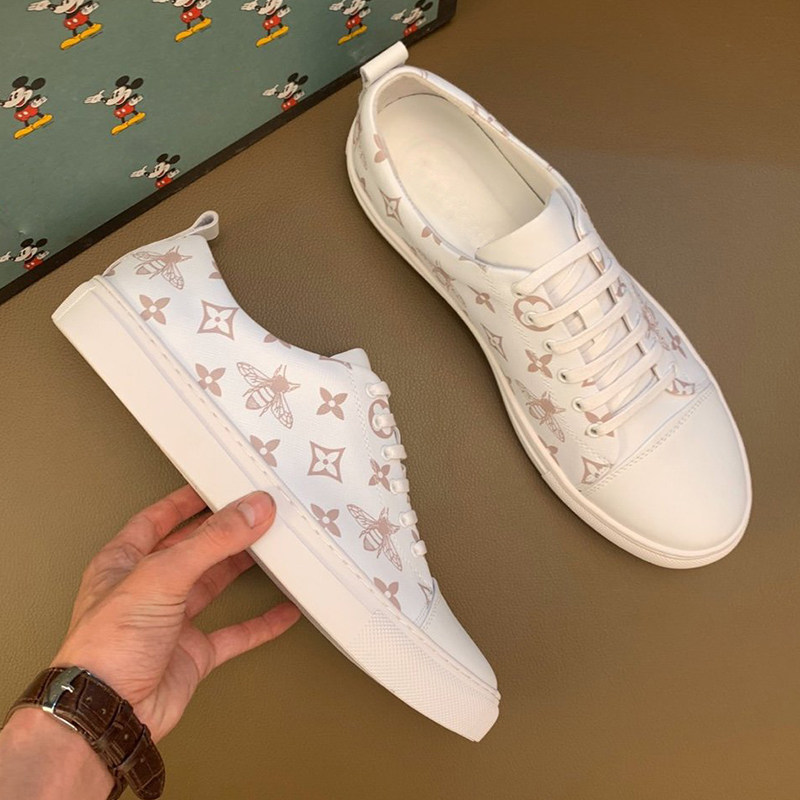 Hong Kong tide brand new white shoes men's silver stars retro fashion men's casual Korean men's shoes leather shoes