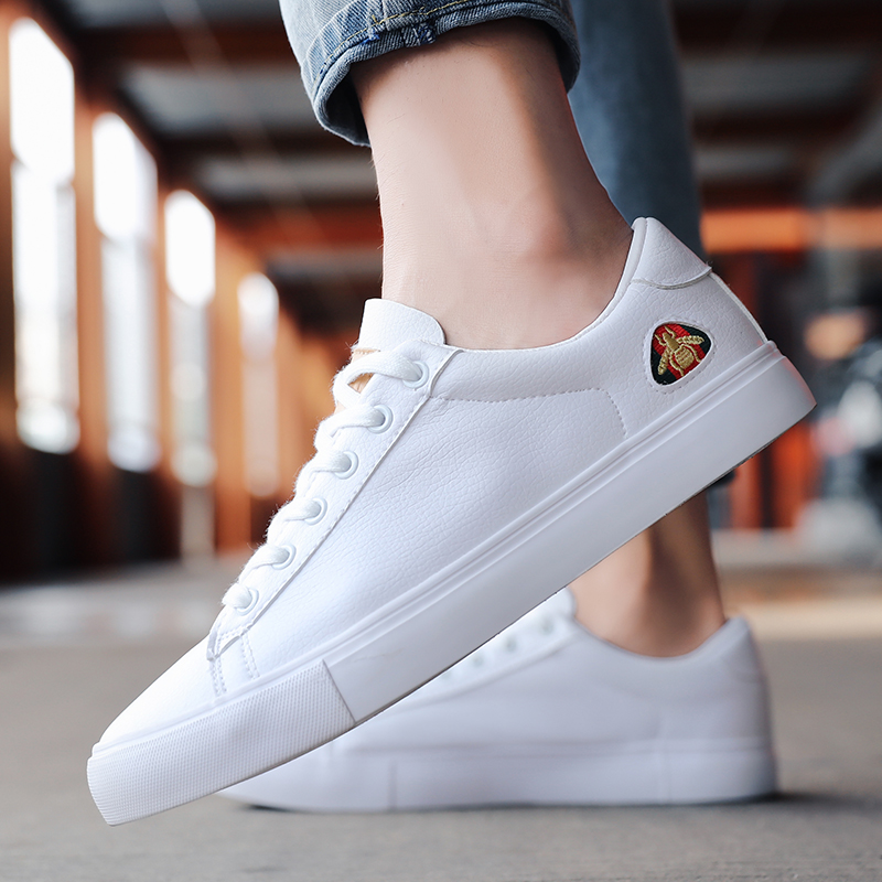 Universal canvas shoes men's autumn new white leather sports shoes youth Korean version casual breathable white shoes